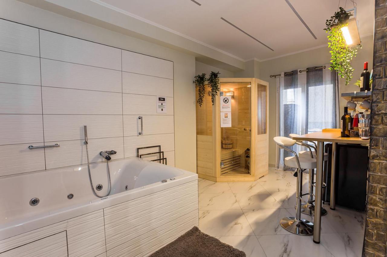 Romantic Deluxe Svite Wise Jacuzzi And Sauna *